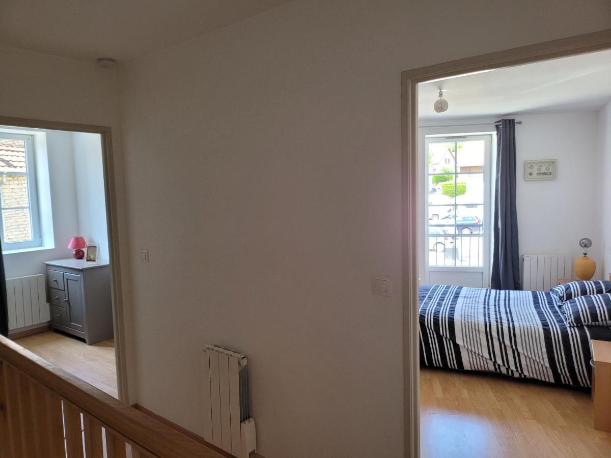 Appartement Meuble Duplex T3. Baume-les-Dames Exteriör bild